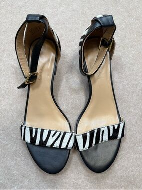 Talbots Woman’s Ankle Strap Animal Print Sandals Size 8.5M NEW No Box